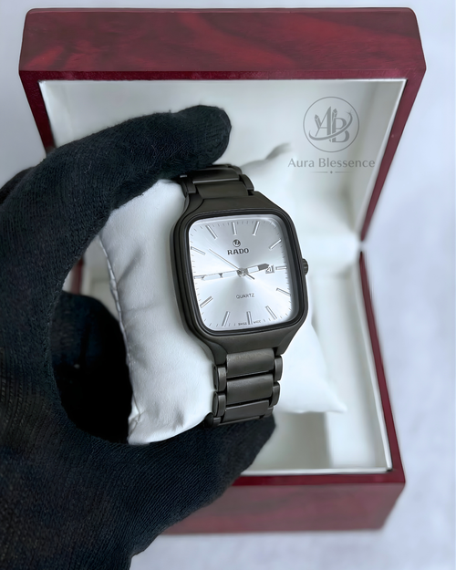 Classic Black Quartz Watch – Stainless Steel Chain | Rado Style